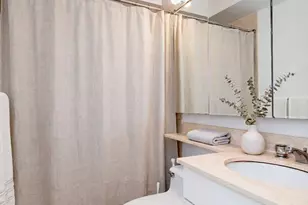 215 W 95th St, New York, NY 10025 - Photo 5