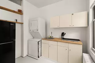 250 Boerum St, New York City, NY 11206 - Photo 17