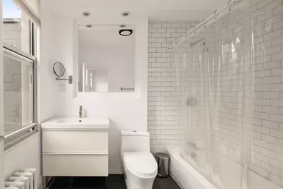 250 Boerum Street, New York City, NY 11206 - Photo 5