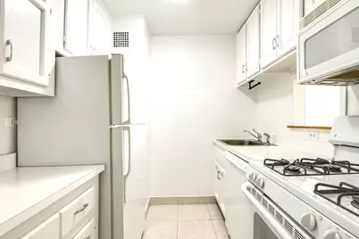 301 E 79th Street #24G, New York City, NY 10075 - Photo 3