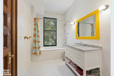 393 Convent Avenue, New York City, NY 10031 - Photo 19