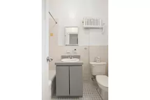 83-10 35th Ave, New York City, NY 11372 - Photo 5