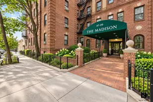 47-20 42nd St, Sunnyside, NY 11104 - Photo 11