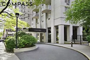 220 E 65th St, New York City, NY 10065 - Photo 9