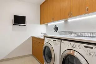 22 E 94th St, New York City, NY 11212 - Photo 29