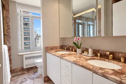 188 E 64th Street #2006, New York City, NY 10065 - Photo 5