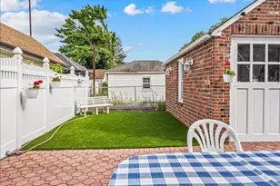 91-10 70th Ave, New York City, NY 11375 - Photo 29