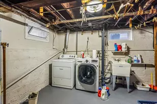 91-10 70th Ave, New York City, NY 11375 - Photo 27
