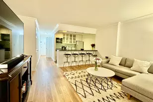 222 W 14th St, New York City, NY 10011 - Photo 11