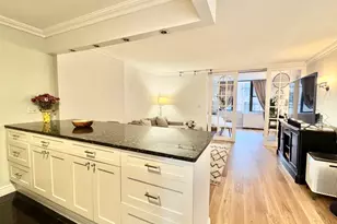 222 W 14th St, New York, NY 10011 - Photo 7