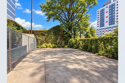 143-27 95th Avenue #2, Jamaica, NY 11435 - Photo 11