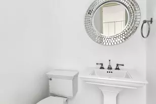 21 S End Ave, New York City, NY 10280 - Photo 9