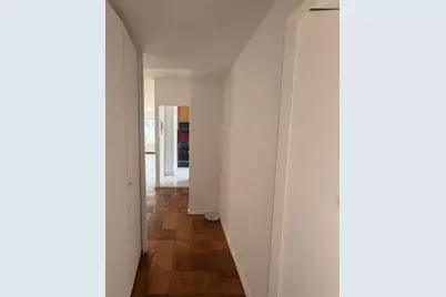 370 E 76th Street #C1406, New York City, NY 10021 - Photo 5