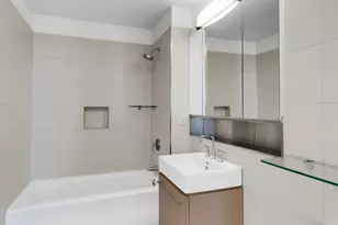 38 Delancey St, New York City, NY 10002 - Photo 9