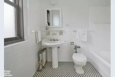 186 Riverside Drive #9B, New York City, NY 10024 - Photo 17