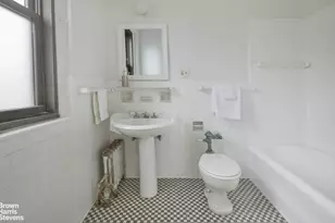 186 Riverside Dr, New York City, NY 10024 - Photo 17