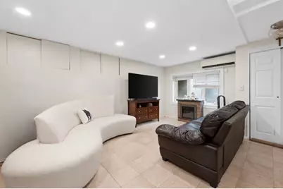 32-11 71st Street #N/A, East Elmhurst, NY 11370 - Photo 3