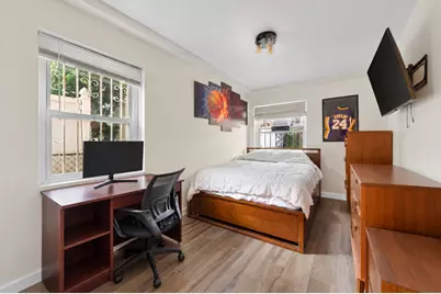32-11 71st Street #N/A, East Elmhurst, NY 11370 - Photo 9