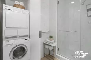 301 E 61st St, New York City, NY 10065 - Photo 7