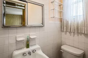 1016 71st St, Brooklyn, NY 11228 - Photo 21
