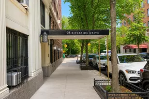 98 Riverside Dr, New York City, NY 10024 - Photo 11