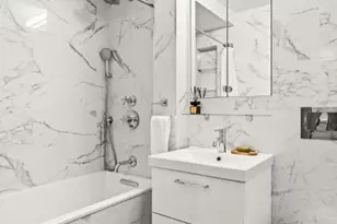 385 Grand St, New York City, NY 10002 - Photo 9