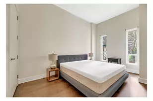 250 E 49th St, New York City, NY 10017 - Photo 3