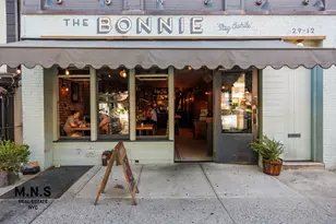 22-54 46th St, New York City, NY 11105 - Photo 41