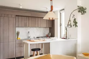 234 E 46th St, New York, NY 10017 - Photo 1