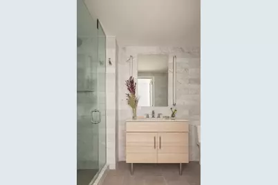 234 E 46th Street #1504, New York City, NY 10017 - Photo 5