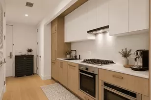 22-18 Jackson Ave, New York City, NY 11101 - Photo 3
