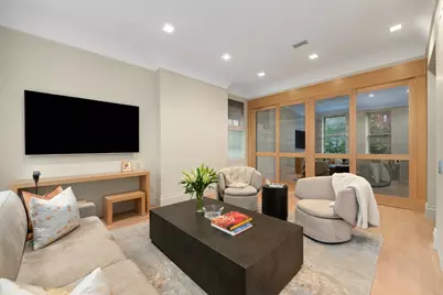31 Gramercy Park S #2A, New York, NY 10003 - Photo 3
