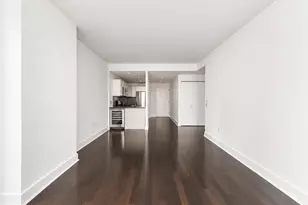 350 W 42nd St, New York, NY 10036 - Photo 3