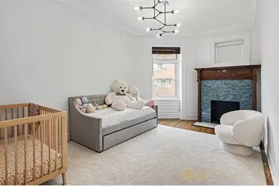 313 W 74th Street, New York City, NY 10023 - Photo 17