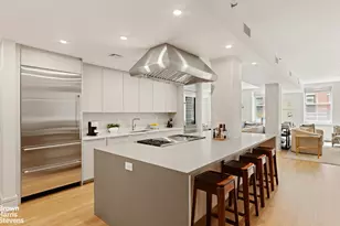 31 N Moore St, New York, NY 10013 - Photo 3