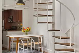 434 W 20th St, New York, NY 10011 - Photo 3