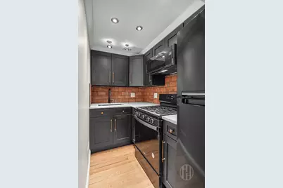 335 E 51st Street #LG, New York City, NY 10022 - Photo 3