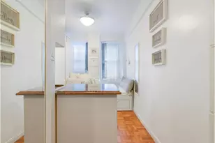 135 E 54th St, New York City, NY 10022 - Photo 7