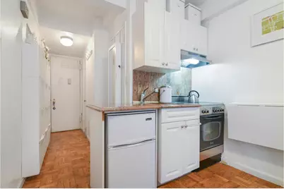 135 E 54th Street #MR3, New York City, NY 10022 - Photo 9