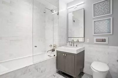 211 W 14th Street #7, New York, NY 10011 - Photo 27