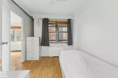 70-25 Yellowstone Boulevard #3X, Forest Hills, NY 11375 - Photo 3