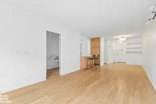70-25 Yellowstone Blvd, Forest Hills, NY 11375 - Photo 5