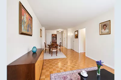 155 W 68th Street #424, New York City, NY 10023 - Photo 3