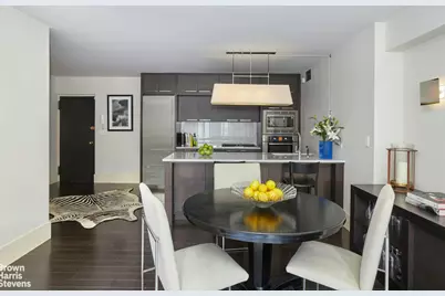 166 E 63rd Street #3E, New York City, NY 10065 - Photo 3