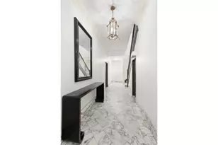 25 E 69th St, New York City, NY 10021 - Photo 9