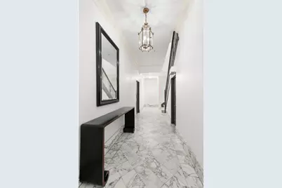 25 E 69th Street #4B, New York City, NY 10021 - Photo 9