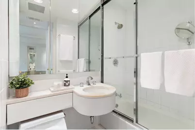 25 E 69th Street #4B, New York City, NY 10021 - Photo 7
