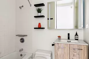 393 W 49th St, New York, NY 10019 - Photo 7