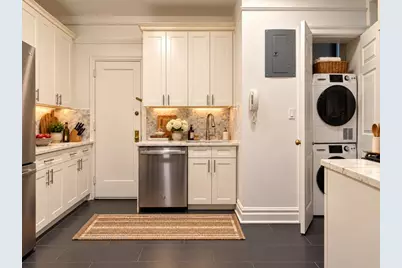 200 W 90th Street #4B, New York City, NY 10024 - Photo 3