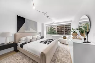 315 W 70th St, New York City, NY 10023 - Photo 3